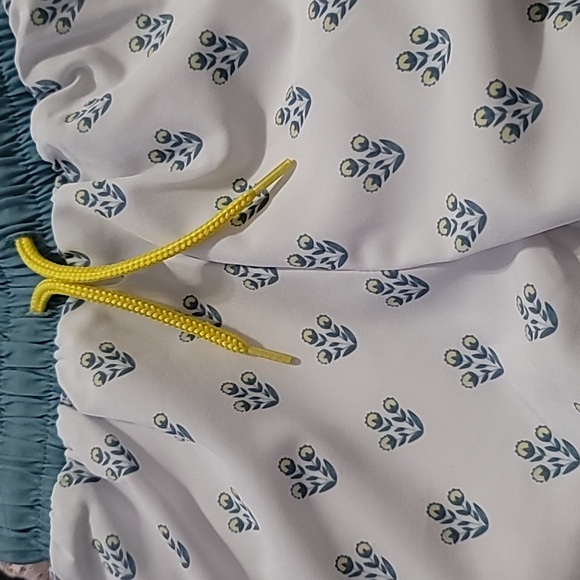 Edgehill Collectionx Sun House Children's Little Boys 2T-7 Talmadge Floral Swim - Picture 7 of 8